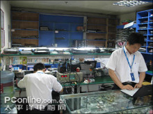 走進最具特色的市場-華強電子世界筆記本市場調(diào)查